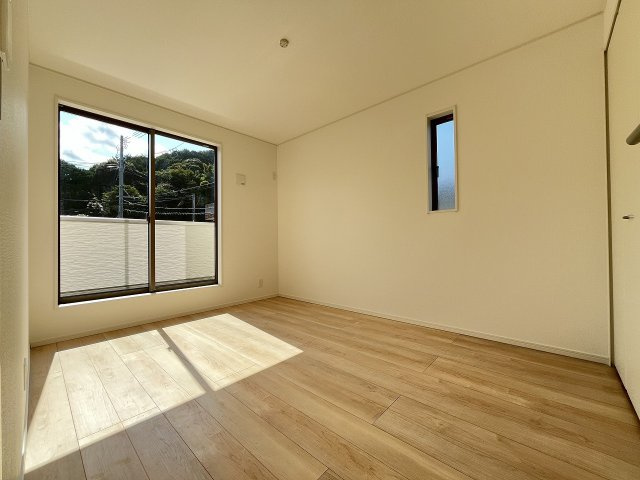 【寝室】 | 福岡市南区鶴田4丁目第10　1号棟（全1棟）【仲介手数料無料・0円】 | 施工例。施工例は完成時と異なる場合があります。