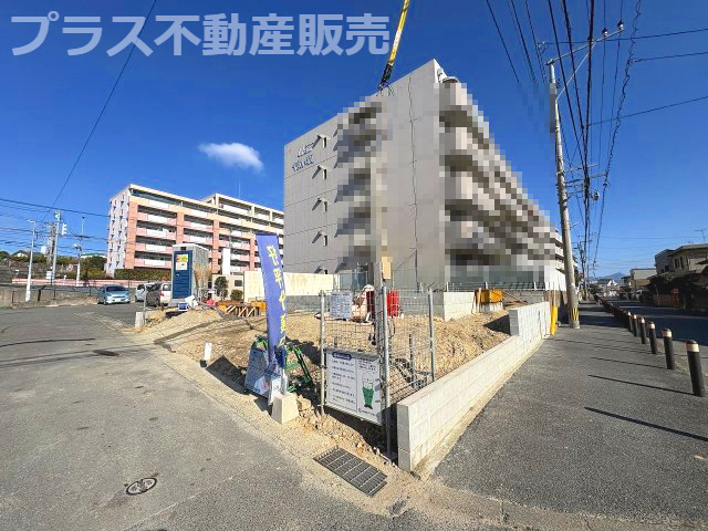 【外観】 | 福岡市南区鶴田4丁目第10　1号棟（全1棟）【仲介手数料無料・0円】 | 現地写真。プラス不動産販売なら、現場の全ての棟をまとめてご見学頂けます。