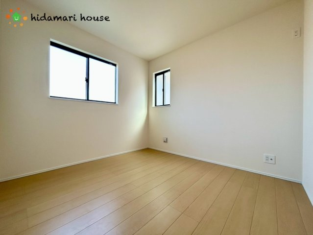 上尾市西宮下第7　新築戸建　ハートフルCの洋室|２階洋室：5.25帖