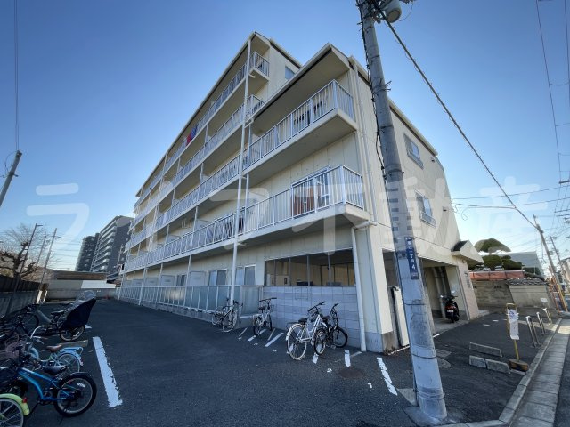 M’PLAZA菱江の外観|落ち着いた雰囲気の外観です
