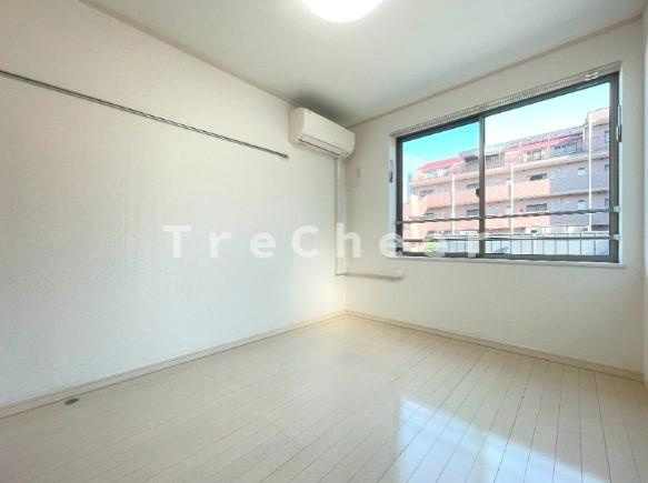 ラフィーネ上石神井の居間・リビング