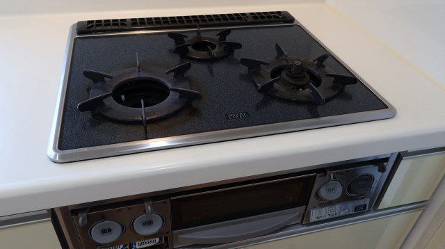 サーパス渡橋浜山通りのキッチン