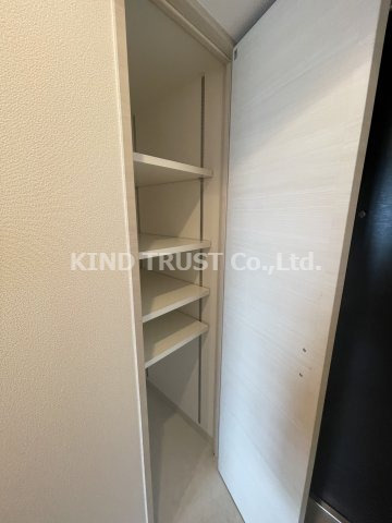 サムティ北梅田VESSELの収納|玄関収納です