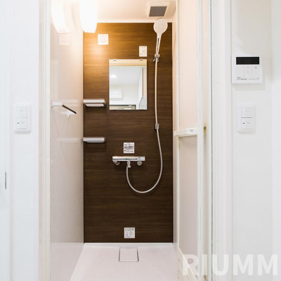 【シャワールーム】 | エムズコート深沢 