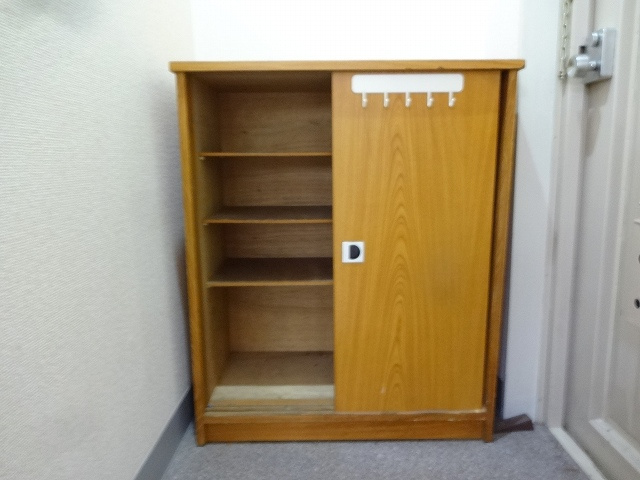 荏原食販ビルの玄関