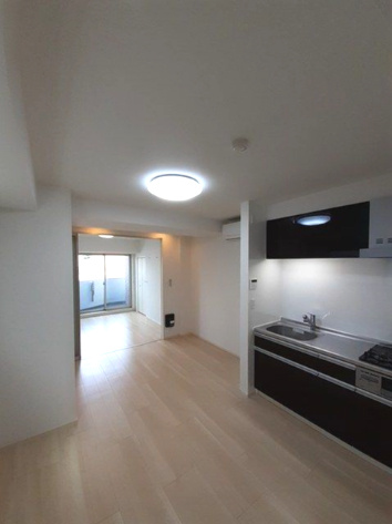 サンブルーム　赤坂の居間・リビング