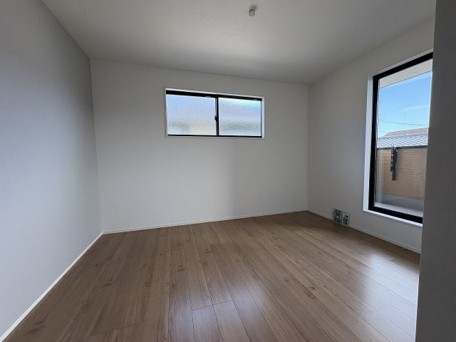 【寝室】 | 大野城市南ヶ丘5丁目5期　2号棟（全2棟）【仲介手数料無料・0円】 | 施工例。施工例は完成時と異なる場合があります。