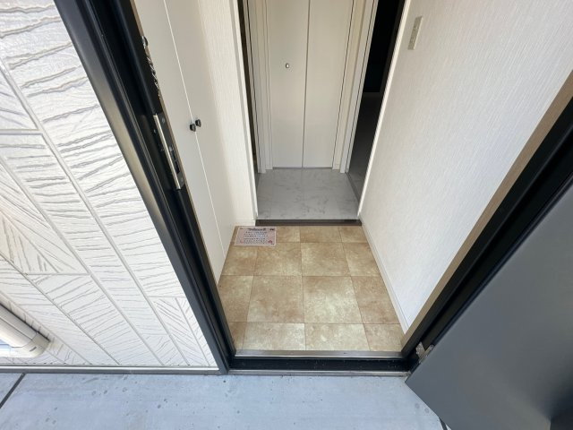 サンハイツA棟の玄関