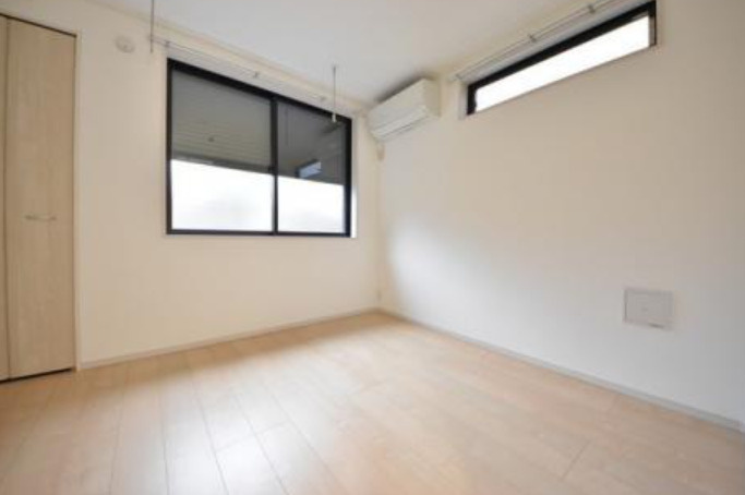 リブタス中野江原町の居間・リビング