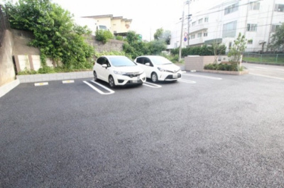 【駐車場】 | シャーメゾン稲荷山