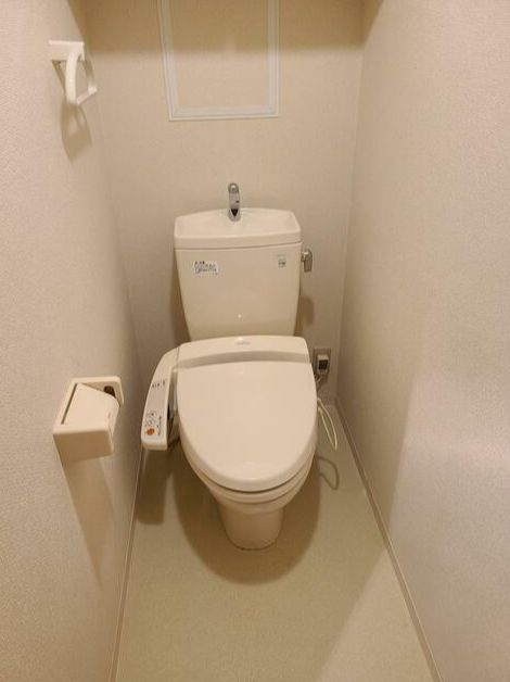 グラッドのトイレ|別号室参考写真です。