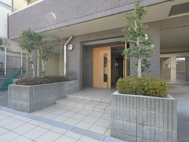 スカイコート成増第２のエントランス