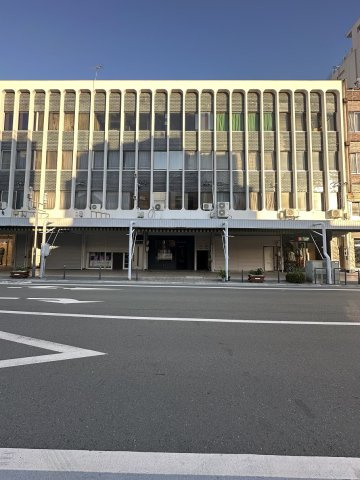 萱町28番貸店舗