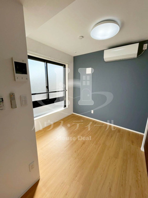 【居間・リビング】 | RAMIi板橋本町 | こちらの居間で趣味の時間をお楽しみください