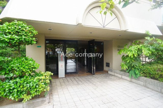 【エントランス】 | エクセラート平野A棟 | 
