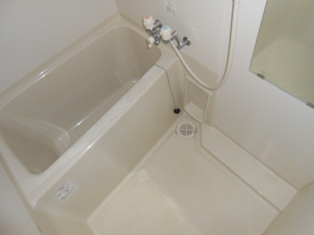 ひまわりハイツ昭和の浴室