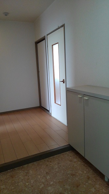 スカイレジデンスの玄関