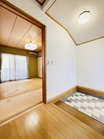 堺市中区堀上町　中古戸建の洋室|付属建物（鉄骨造ストレート葺平屋建）