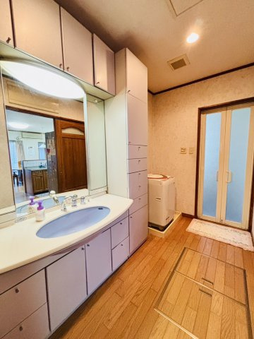 堺市中区堀上町　中古戸建の独立洗面台