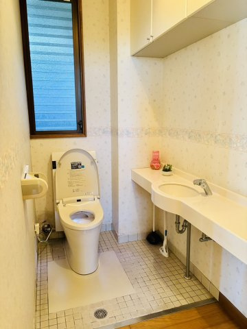 堺市中区堀上町　中古戸建のトイレ
