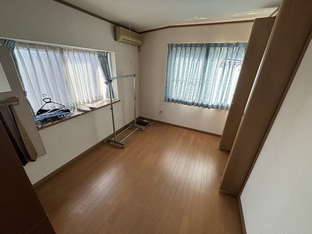 小牧市応時１丁目　中古戸建の洋室|綺麗にお使いになられている洋室です！