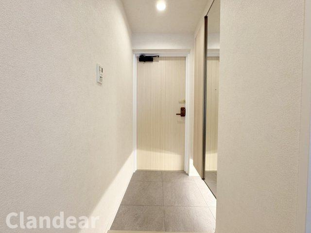 ディアハイム北松戸の玄関|ドキドキの新生活も、安心してスタート。ぴったりの住まいを見つけませんか？クランディアが一緒に住まい選びをサポートします‼　まずは、お気軽にお問合せください　＃クランディア