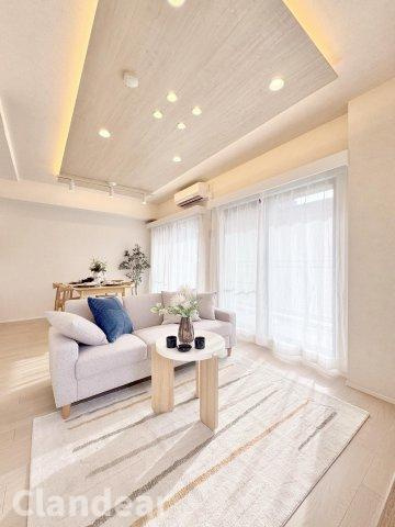 ディアハイム北松戸の居間・リビング|ドキドキの新生活も、安心してスタート。ぴったりの住まいを見つけませんか？クランディアが一緒に住まい選びをサポートします‼　まずは、お気軽にお問合せください　＃クランディア