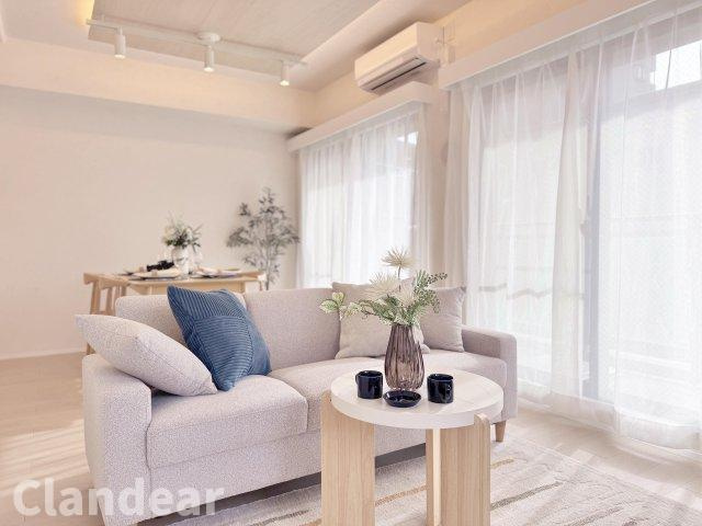 ディアハイム北松戸の居間・リビング|ドキドキの新生活も、安心してスタート。ぴったりの住まいを見つけませんか？クランディアが一緒に住まい選びをサポートします‼　まずは、お気軽にお問合せください　＃クランディア