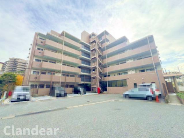 ディアハイム北松戸の外観|ドキドキの新生活も、安心してスタート。ぴったりの住まいを見つけませんか？クランディアが一緒に住まい選びをサポートします‼　まずは、お気軽にお問合せください　＃クランディア