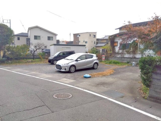 【駐車場】 | 伊豆の国市長岡 売店舗併用住宅 EH05989 | 伊豆の国市長岡　駐車スペース