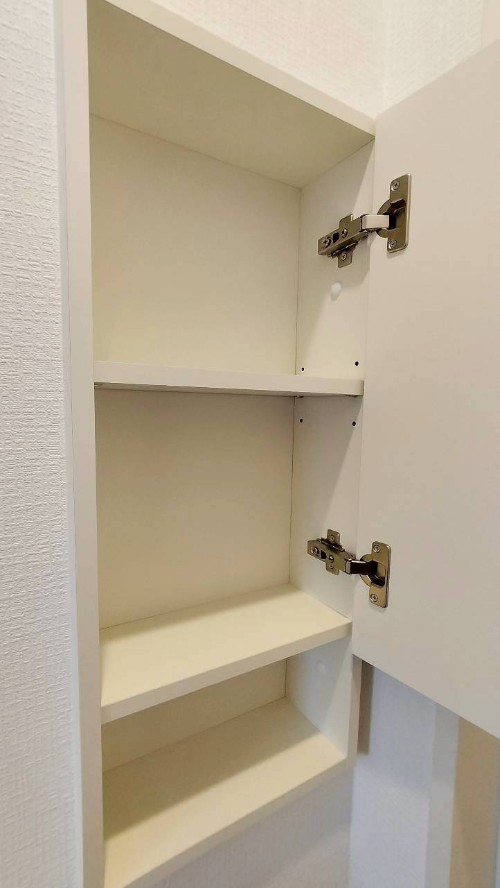 クレイドルガーデン南区八分字町　第14の収納|収納棚です