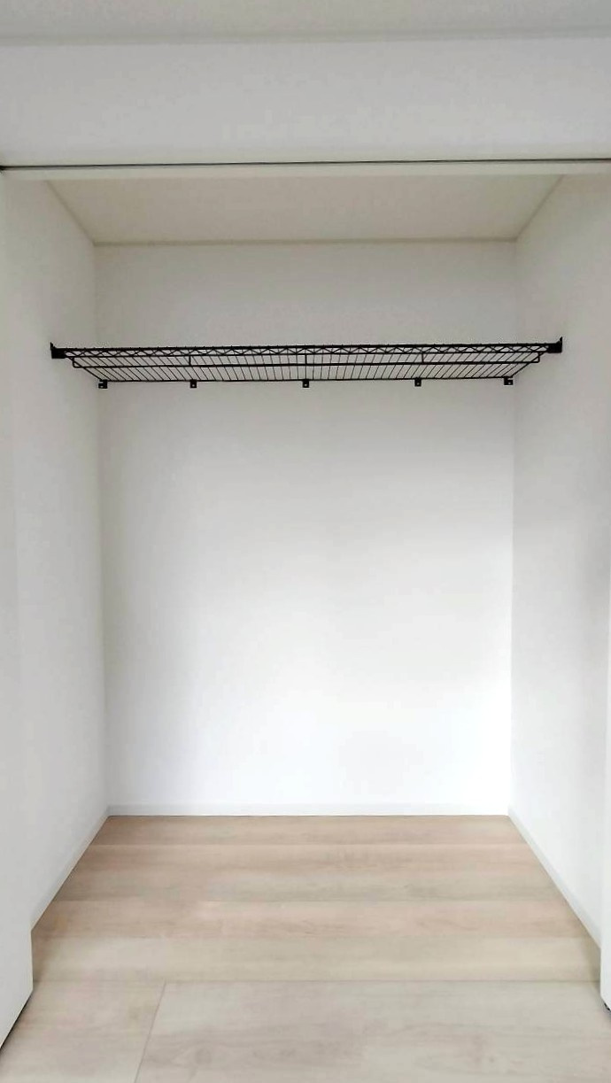 クレイドルガーデン南区八分字町　第14の収納|こまごまとしたものを収納できそうですね