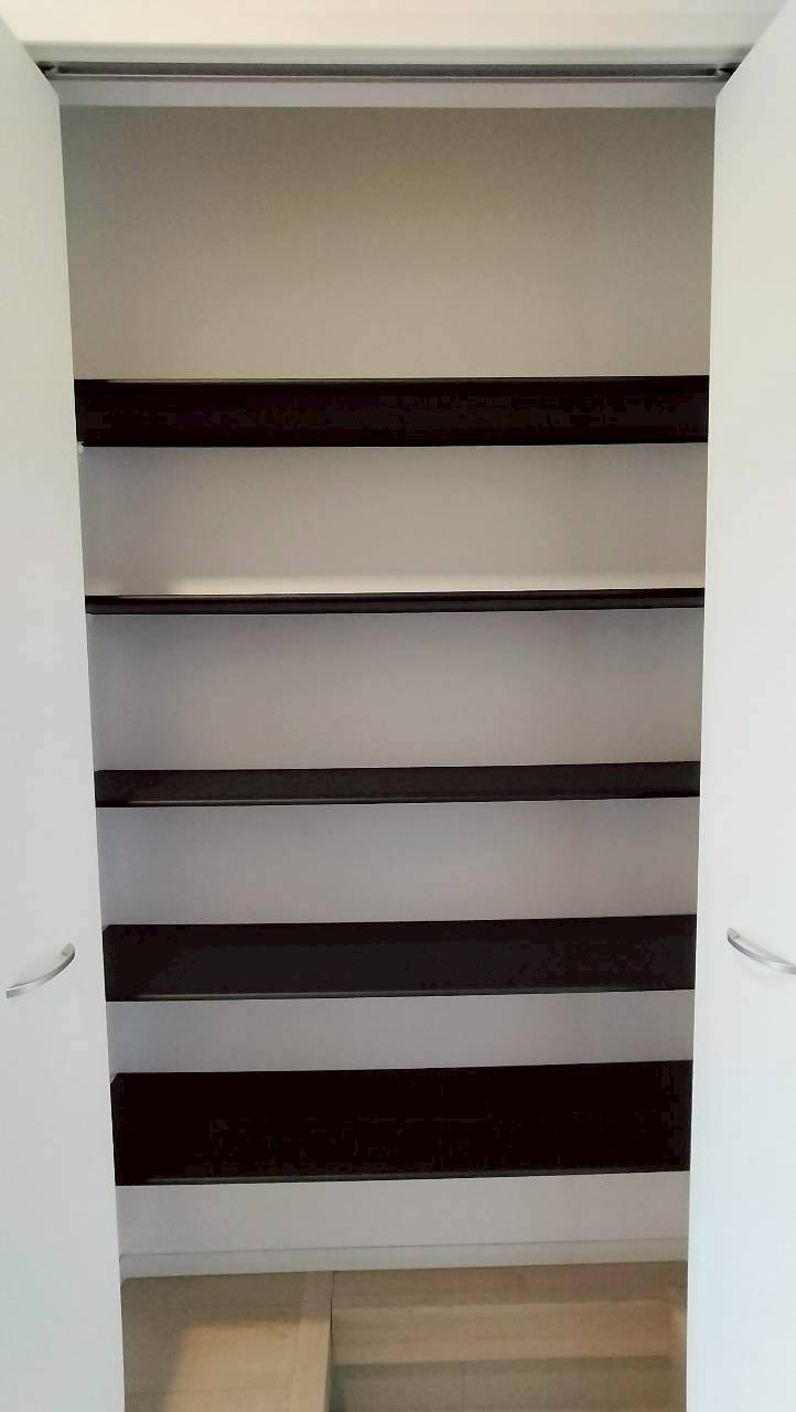 クレイドルガーデン南区八分字町　第14の収納|ちょっとした収納スペースも充実しています