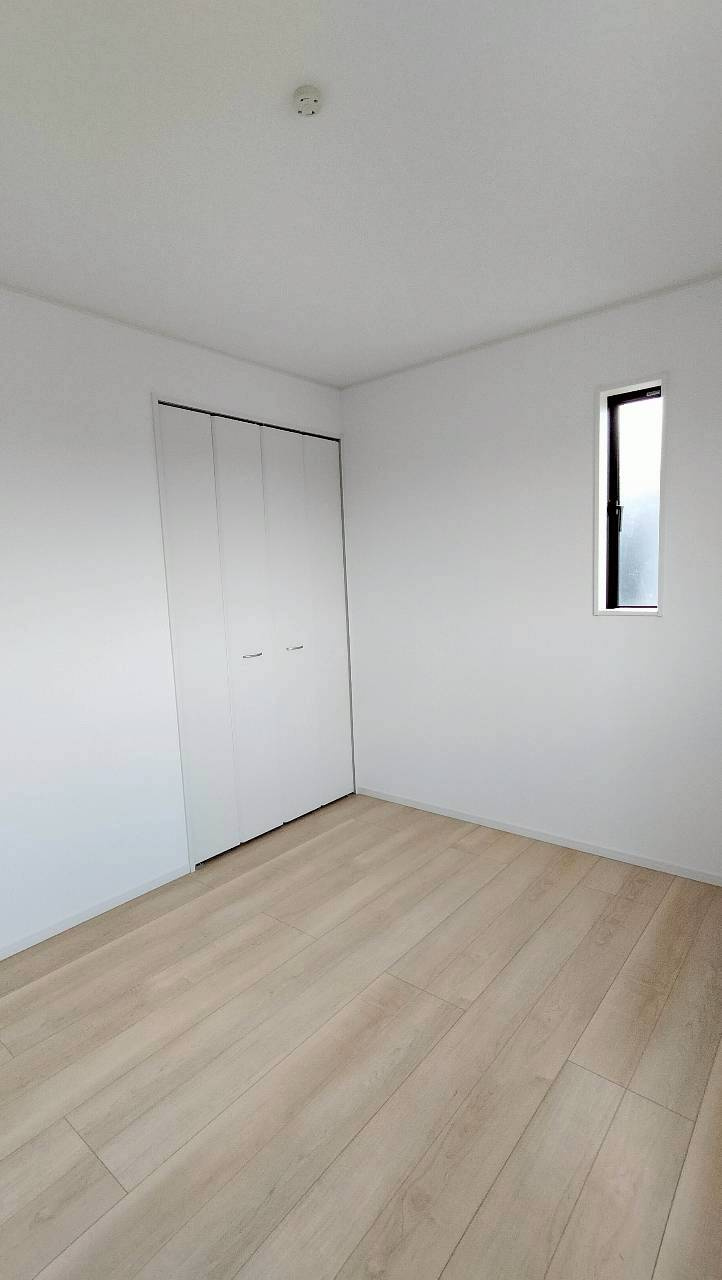 クレイドルガーデン南区八分字町　第14の洋室|きれいな洋室です