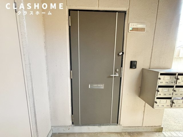 プリミエール藤江I　　刈谷市近郊の賃貸はクラスホーム刈谷店の玄関|同物件の別部屋になります。