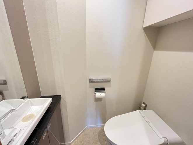 ロイヤルシーズン二子玉川のトイレ|落ち着いたトイレです