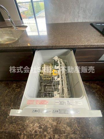 本庄1丁目中古戸建の設備|食洗機があり洗い物の手間が省けます♪