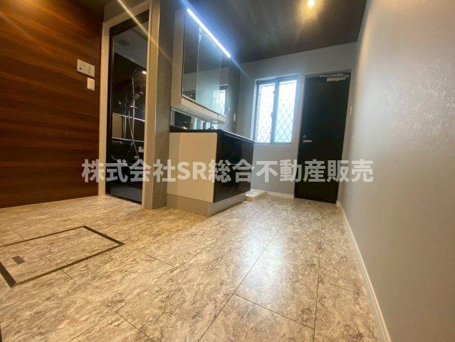 本庄1丁目中古戸建の脱衣所|室内洗濯機置場もあり広々とした脱衣場です！