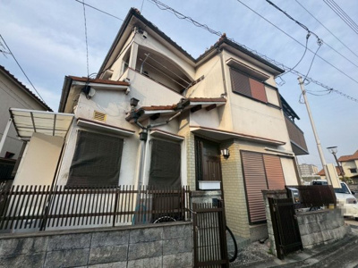 【外観】 | 東八田　中古戸建 | 現地見学当日から承っております♪現地周辺の環境や、駅までの道のりなど周辺環境も合わせてご確認いただき、ぜひご検討ください！