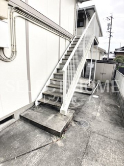 【エントランス】 | 建物の内部です