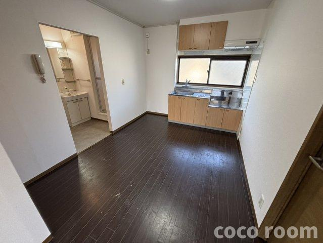 プルミエール　Bの居間・リビング