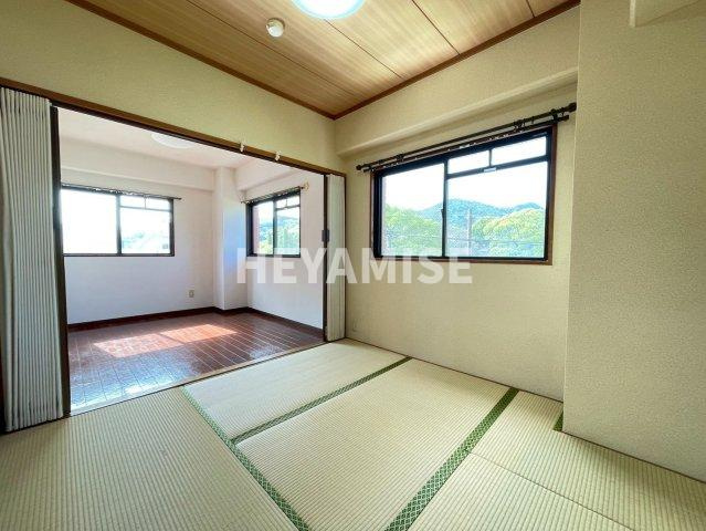 グランドメゾン桜馬場の和室|※反転類似間取りのお部屋の参考画像です※現況を優先します