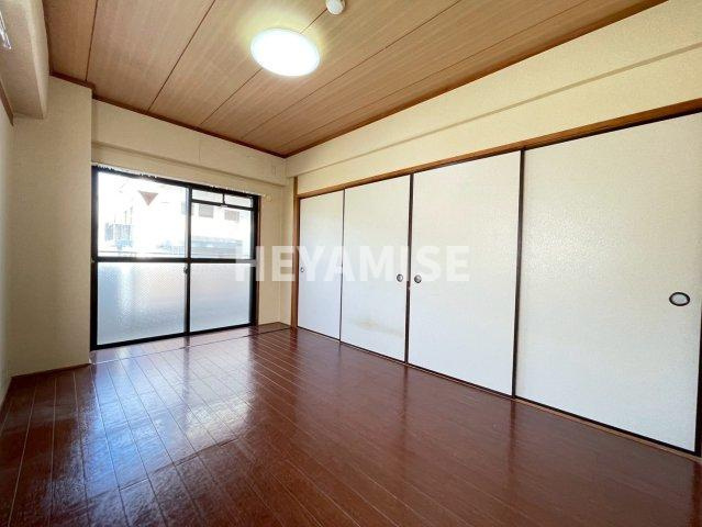 グランドメゾン桜馬場の洋室|※反転類似間取りのお部屋の参考画像です※現況を優先します