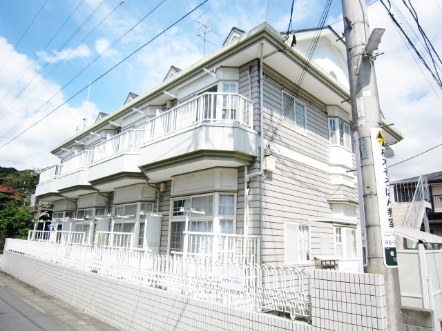 ジュネパレス鎌倉第３の外観