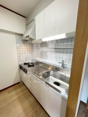 【キッチン】 | パークサイドハイツタケノヤ | コンパクトなキッチンで掃除もラクラク