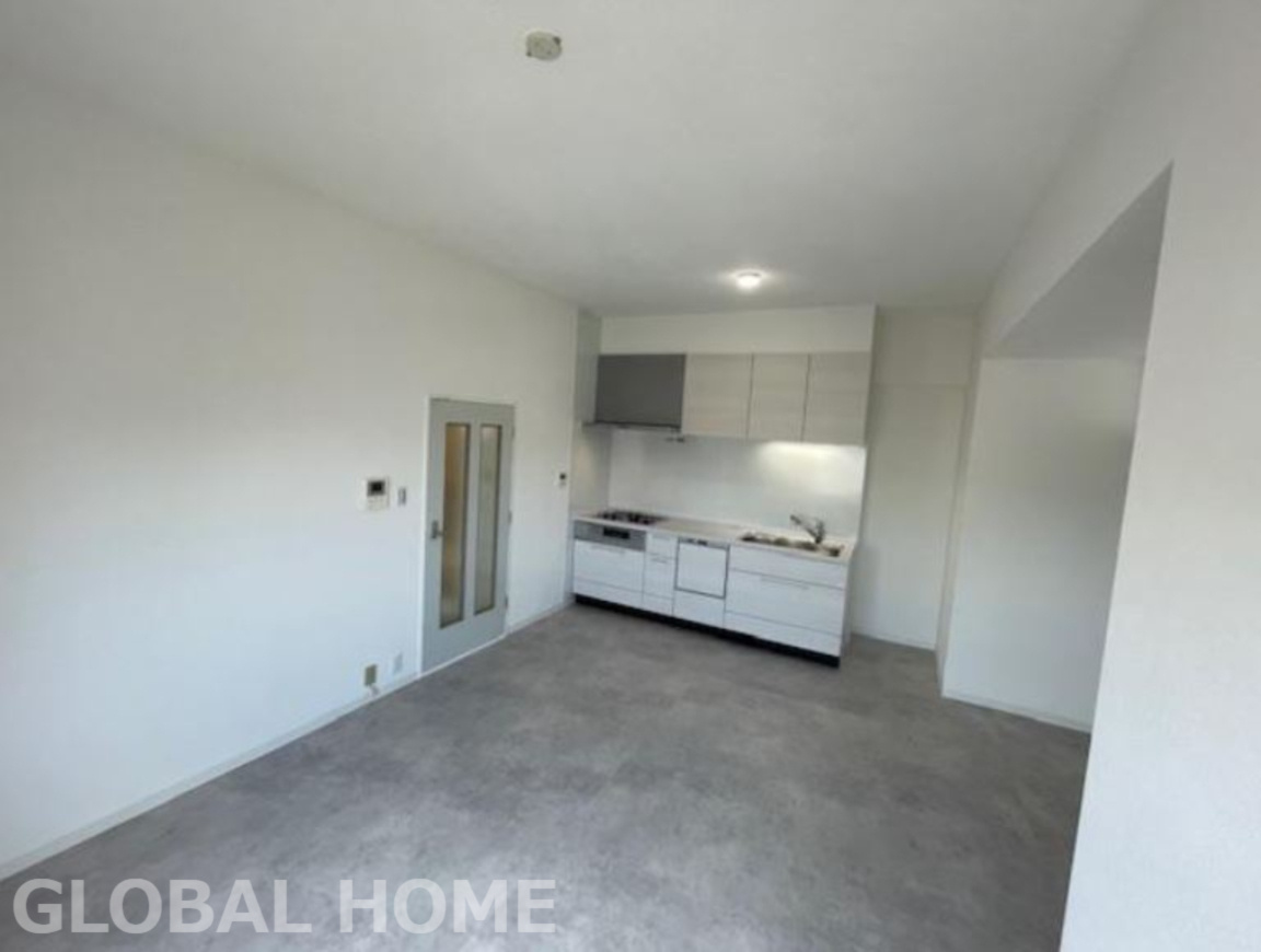 ハイマート弥刀弐番館の居間・リビング