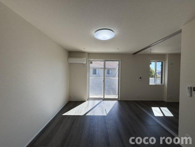 コンタドールNの居間・リビング