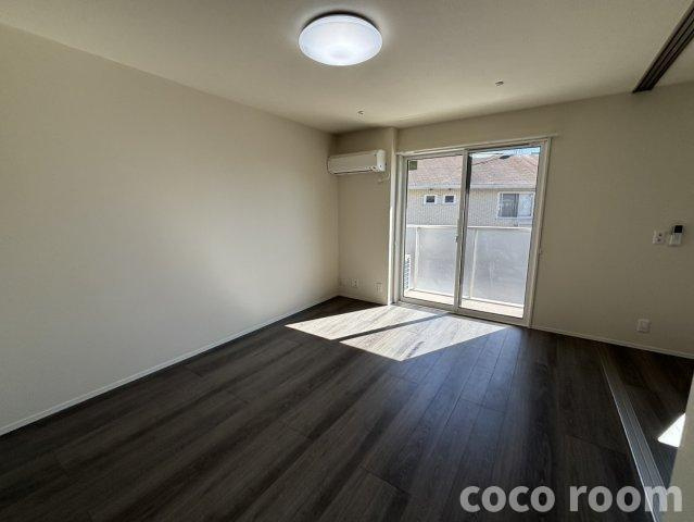 コンタドールNの居間・リビング