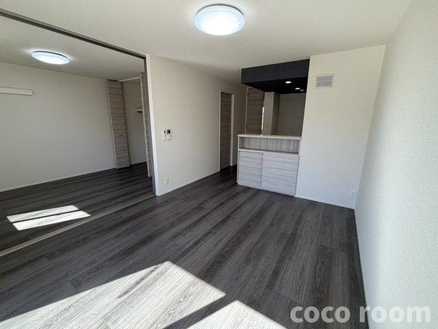 コンタドールNの居間・リビング