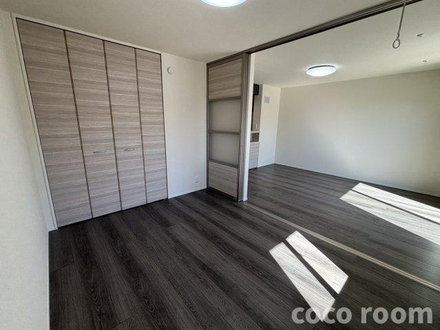 コンタドールNの居間・リビング